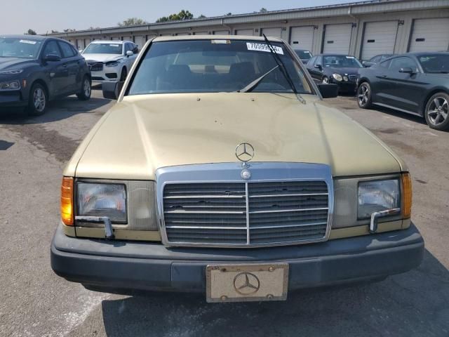 1987 Mercedes-Benz 300 E