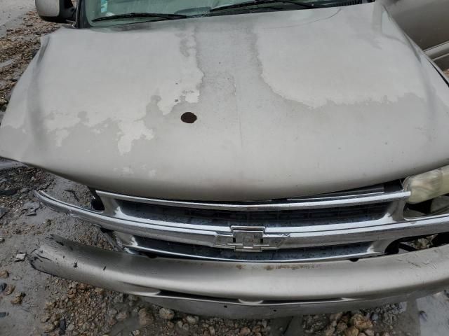 2001 Chevrolet Tahoe C1500