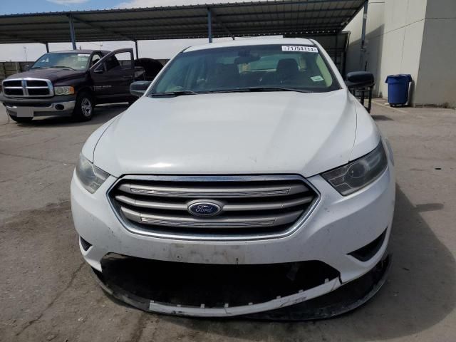 2016 Ford Taurus SE