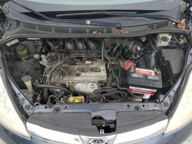 2008 Toyota Sienna XLE