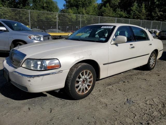 2007 Lincoln Town Car Signature