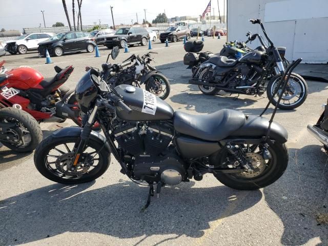 2015 Harley-Davidson XL883 Iron 883