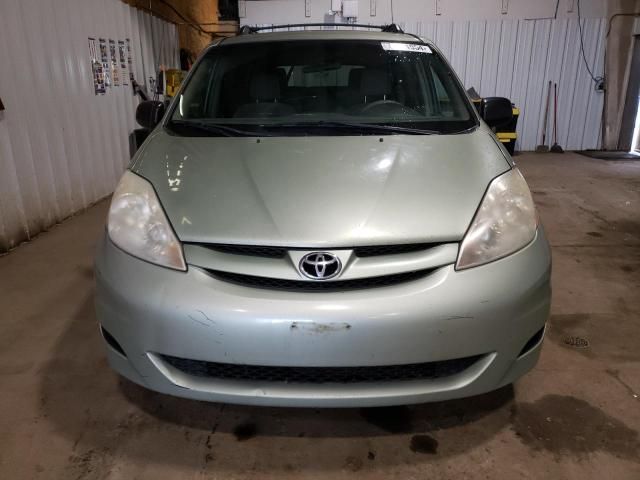 2006 Toyota Sienna CE