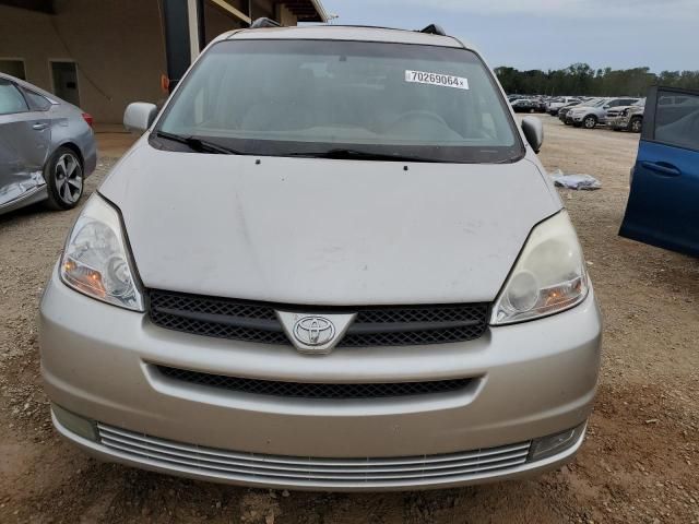 2005 Toyota Sienna XLE