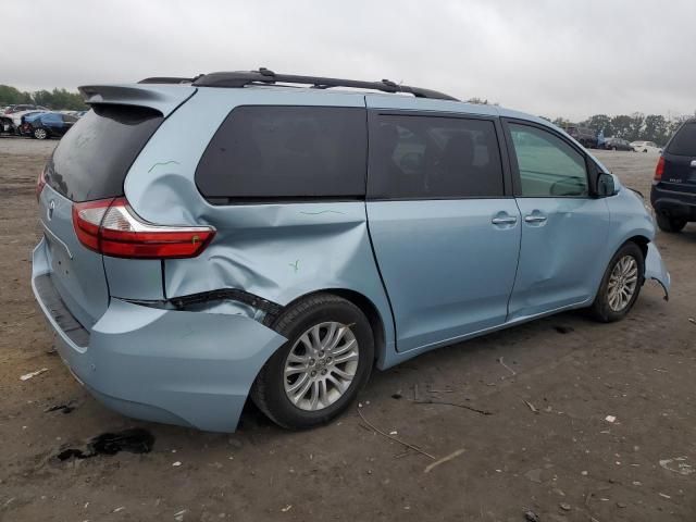 2015 Toyota Sienna XLE