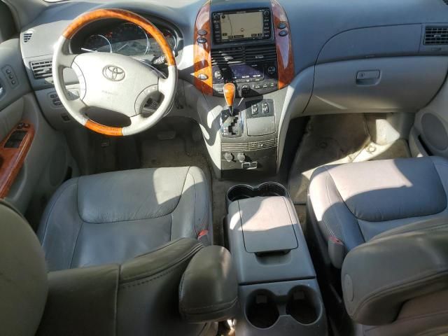 2008 Toyota Sienna XLE