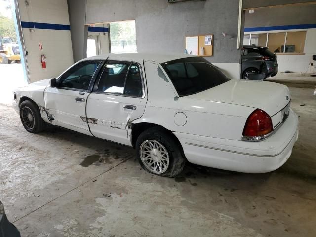 2003 Ford Crown Victoria LX