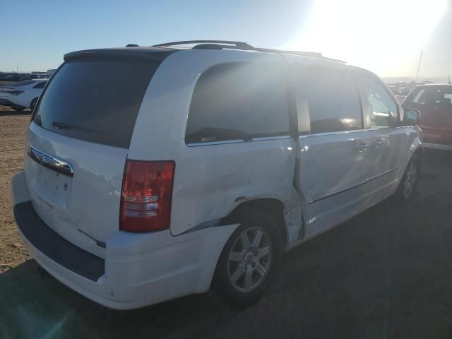 2010 Chrysler Town & Country Touring