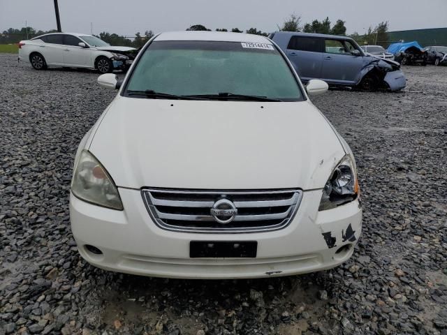 2004 Nissan Altima Base