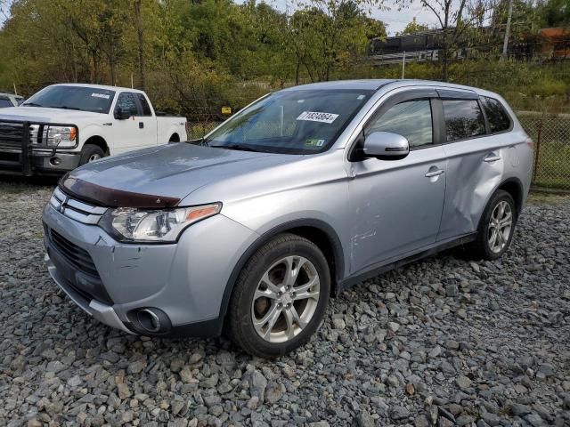 2015 Mitsubishi Outlander SE