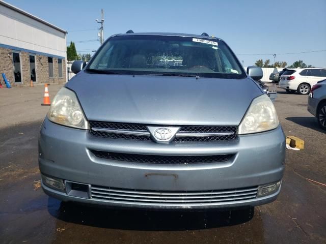 2005 Toyota Sienna XLE