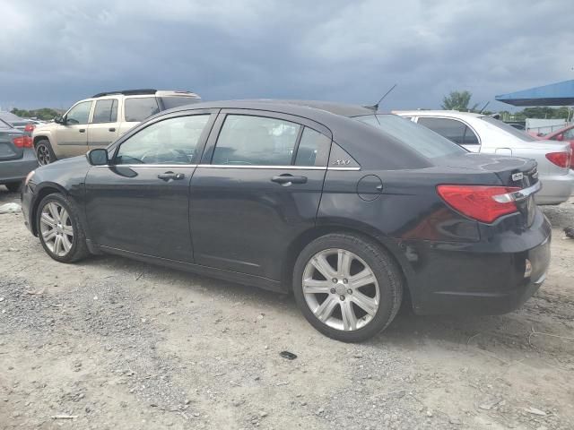 2013 Chrysler 200 LX