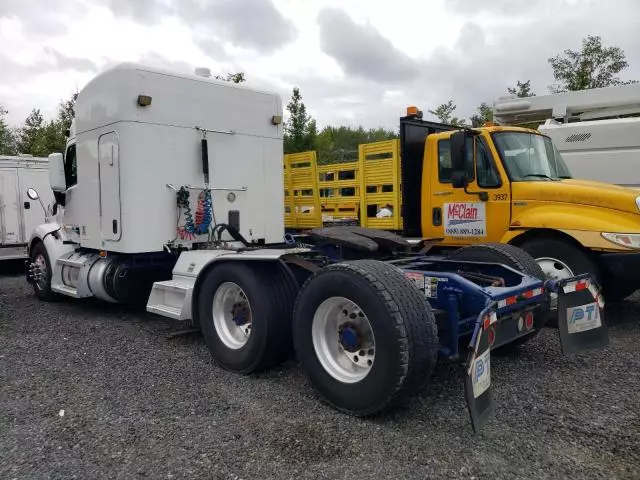 2015 Peterbilt 579