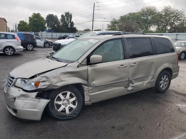 2009 Chrysler Town & Country Touring