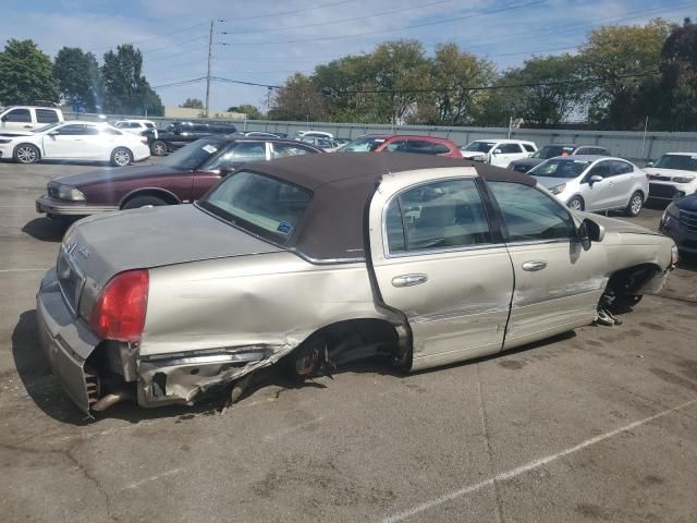 2004 Lincoln Town Car Executive