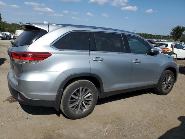 2019 Toyota Highlander SE