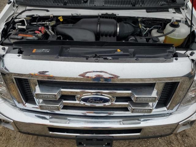 2019 Ford Econoline E450 Super Duty Cutaway Van