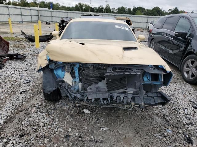 2015 Dodge Challenger SXT Plus