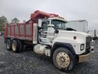 1999 Mack 600 RD600