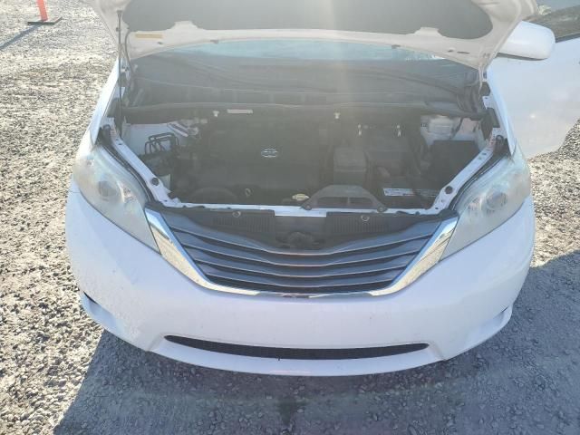 2011 Toyota Sienna XLE