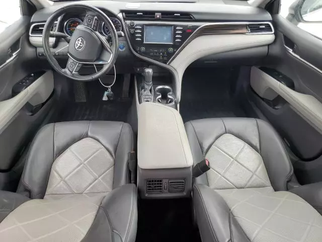 2018 Toyota Camry Hybrid