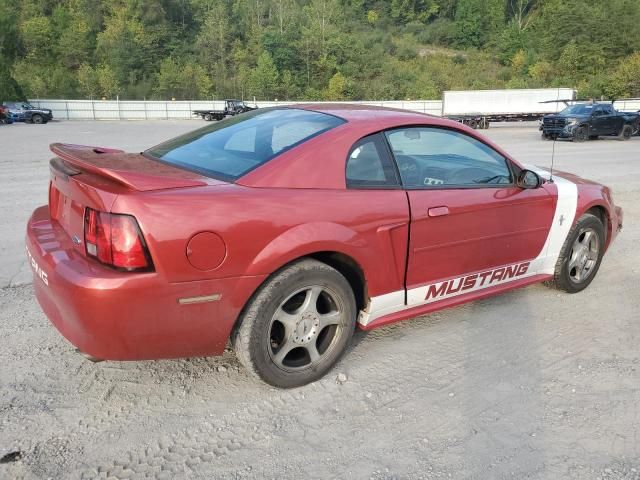 2000 Ford Mustang