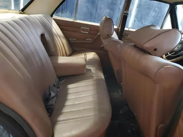 1971 Mercedes-Benz 250