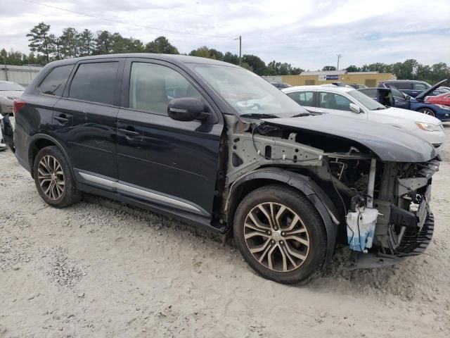 2016 Mitsubishi Outlander SE