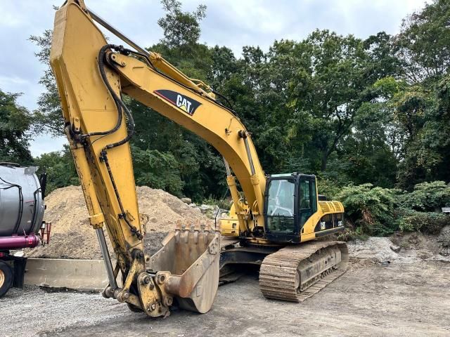 2005 Caterpillar 330CL