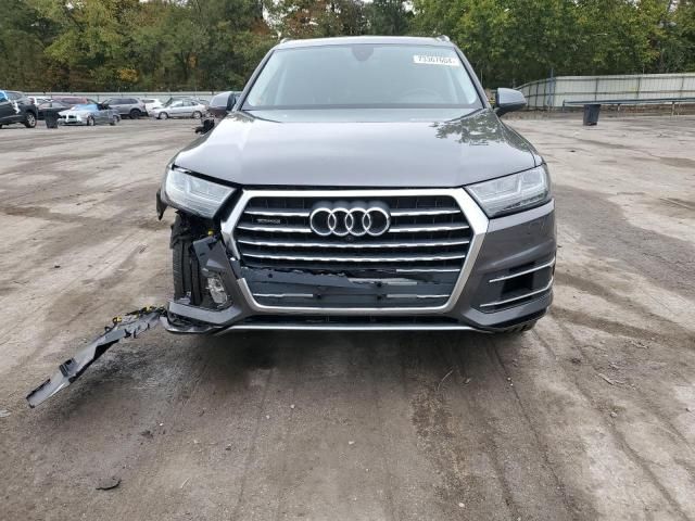 2018 Audi Q7 Prestige