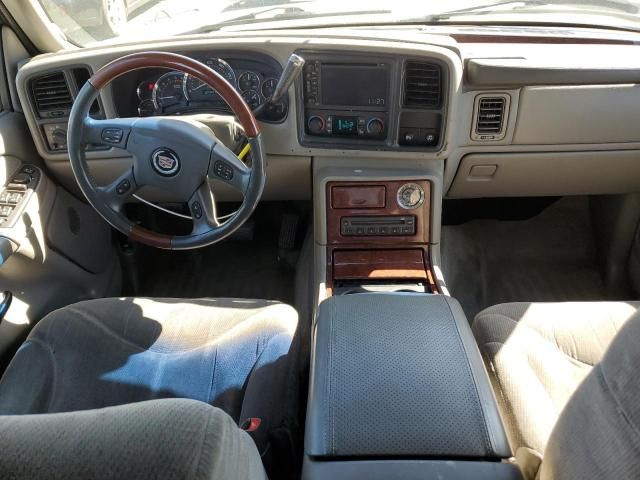 2005 Cadillac Escalade Luxury