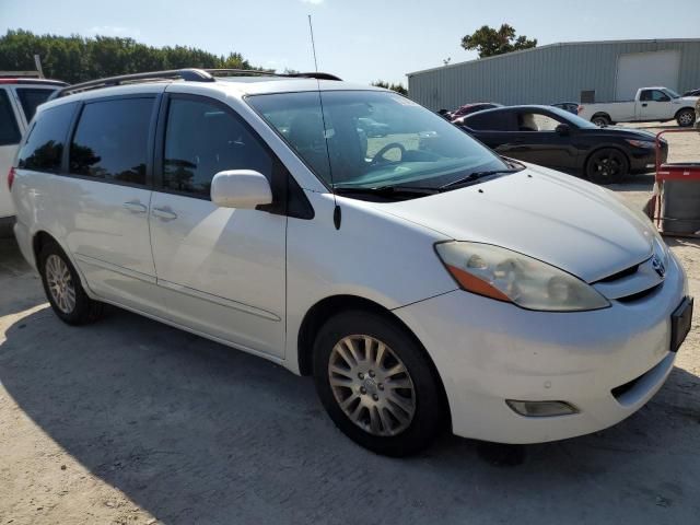 2009 Toyota Sienna XLE