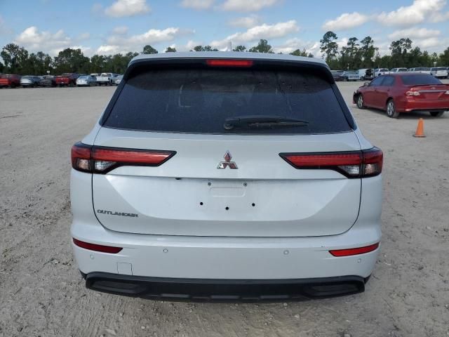 2024 Mitsubishi Outlander ES