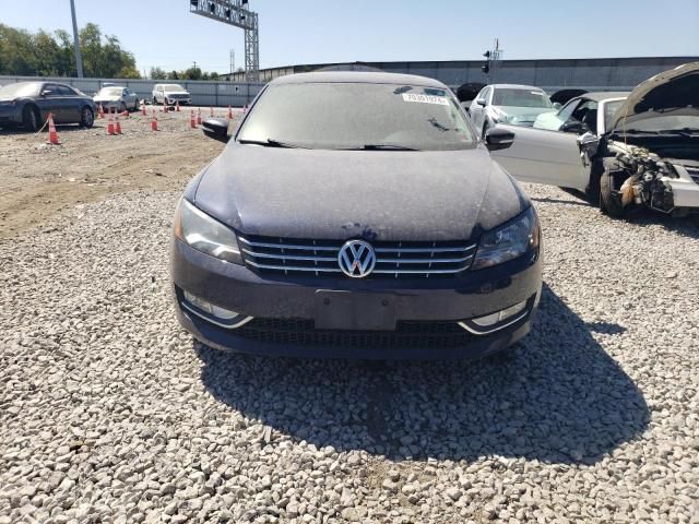 2015 Volkswagen Passat SEL