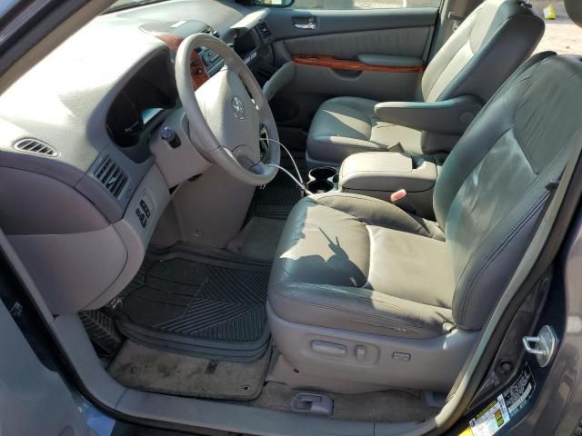 2008 Toyota Sienna XLE