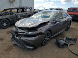 Salvage cars for sale at auction: 2022 Toyota Camry SE