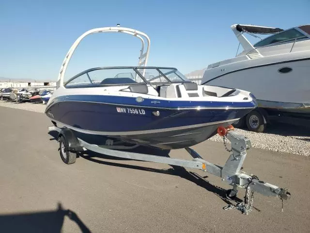 2021 Yamaha Boat