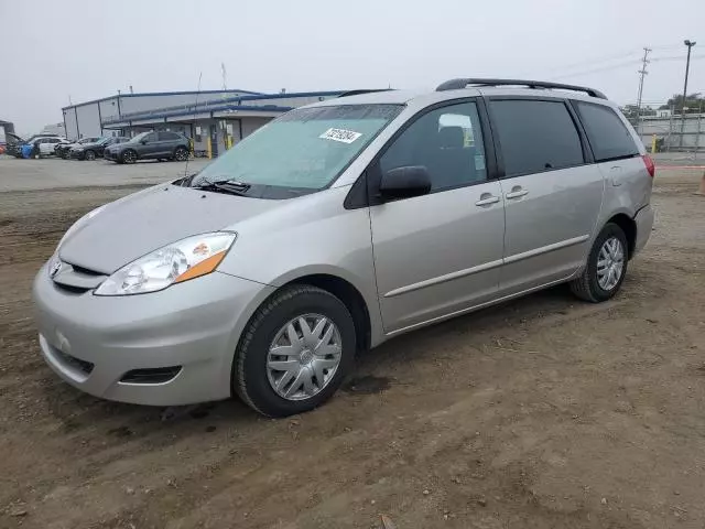 2007 Toyota Sienna CE