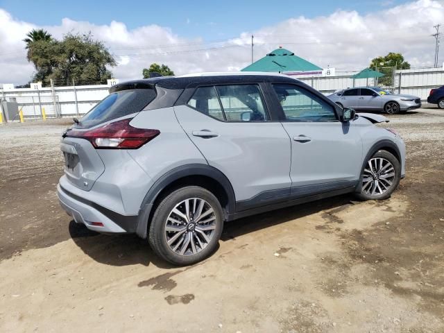 2022 Nissan Kicks SV