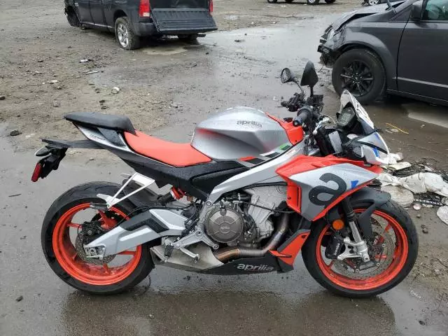 2021 Aprilia Tuono 660