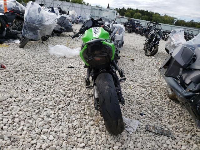 2024 Kawasaki EX650 P