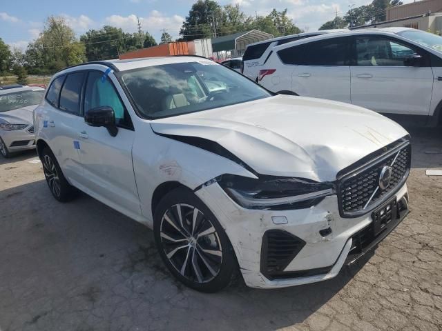 2023 Volvo XC60 Plus