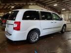 2015 Chrysler Town & Country Touring L