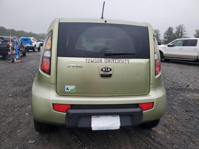 2011 KIA Soul +