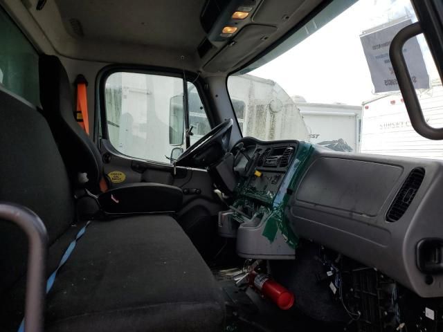 2015 Freightliner M2 106 Medium Duty