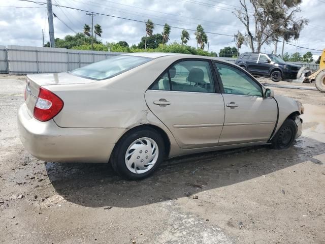 2004 Toyota Camry LE