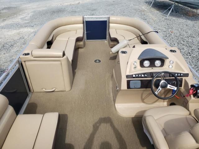 2014 Harf Pontoon