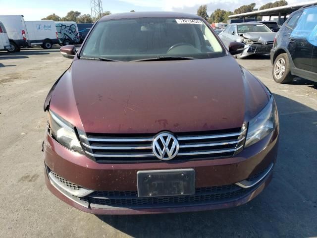 2013 Volkswagen Passat SE