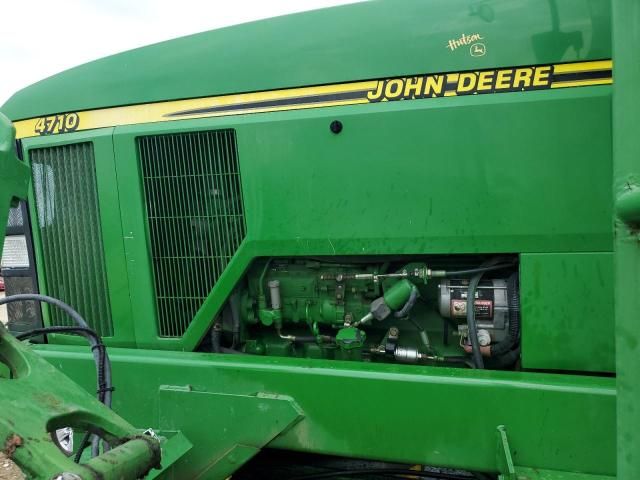 2004 John Deere Sprayer