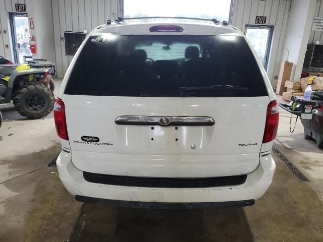 2005 Chrysler Town & Country Touring